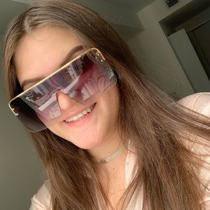 Meet your Posher, Polina